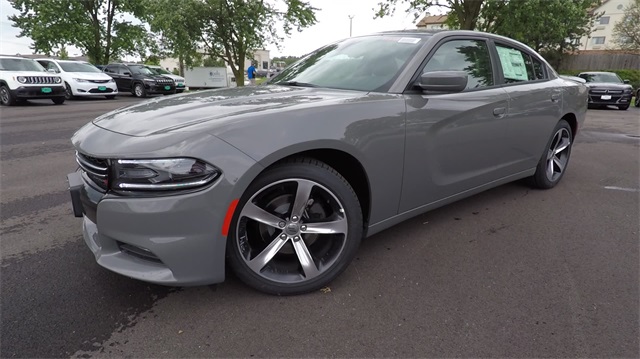 New 2017 Dodge Charger Sxt Sedan In St Charles D4300 New 2017 Dodge Charger Sxt