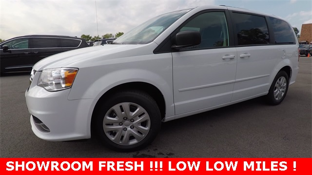 New 2017 Dodge Grand Caravan Se Penger Van In St Charles D4323 New 2017 Dodge Grand Caravan Se